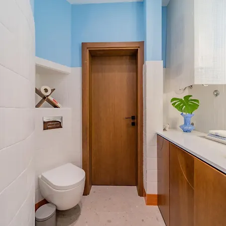 Chic New Ivolola Yu Modern Design Gem アパート *